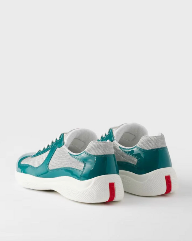 Novear Sneaker